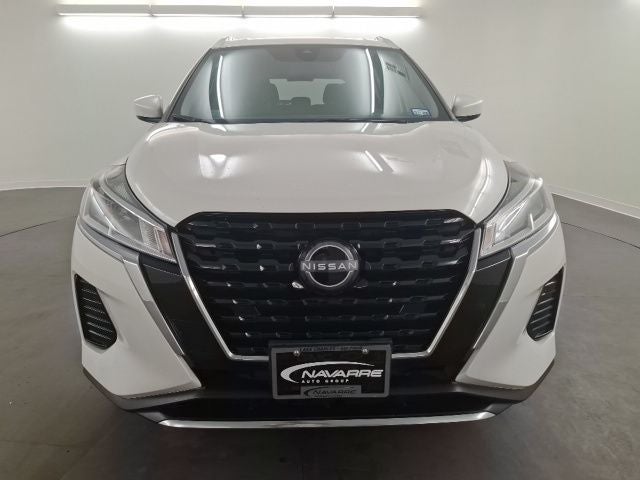 2023 Nissan Kicks SV — photo 2
