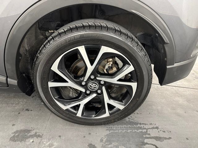 2018 Toyota C-HR XLE Premium