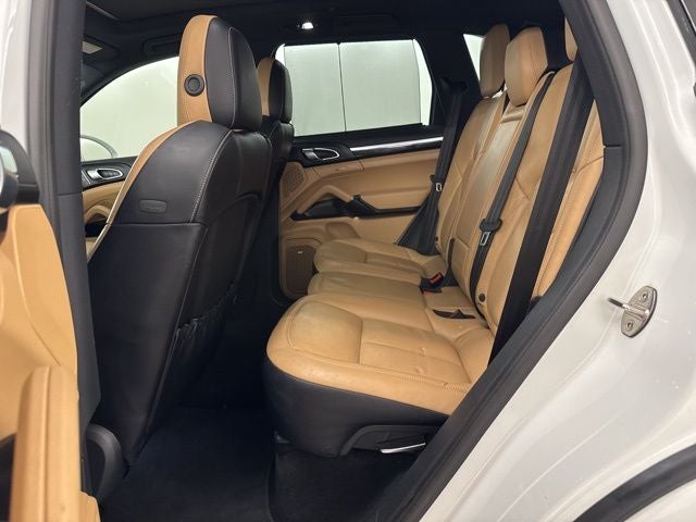 2018 Porsche Cayenne Platinum Edition