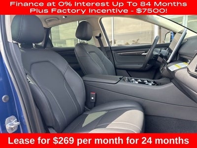 2025 VinFast VF 8 Eco