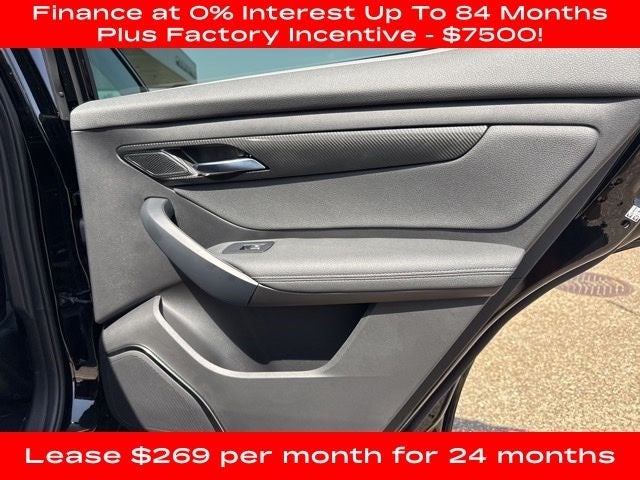 2025 VinFast VF 8 Eco