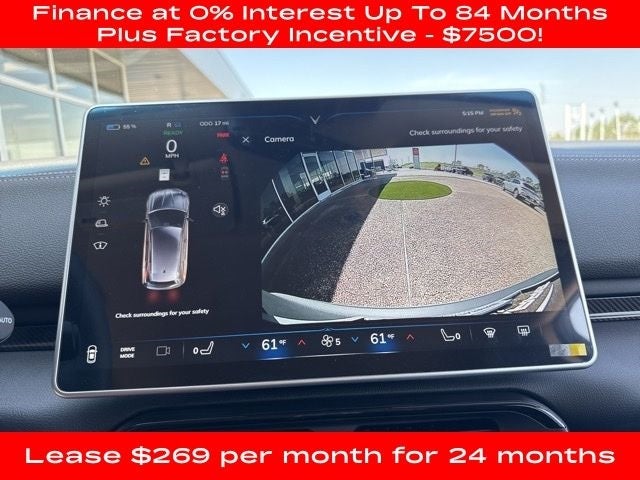 2025 VinFast VF 8 Eco