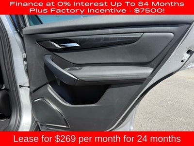 2025 VinFast VF 8 Eco