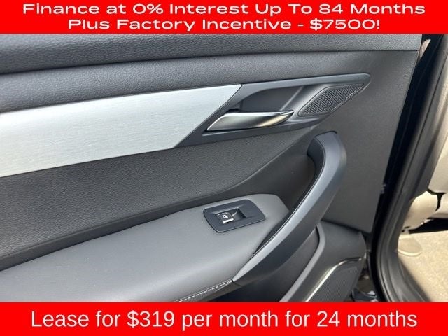 2025 VinFast VF 8 Plus