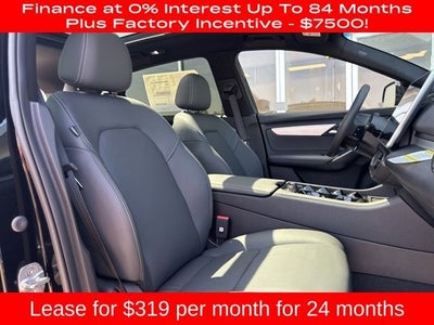 2025 VinFast VF 8 Plus