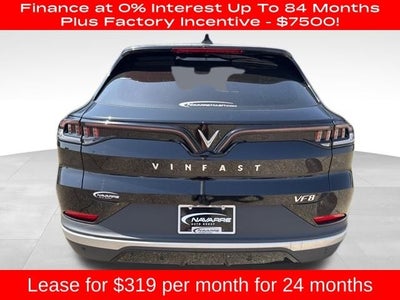 2025 VinFast VF 8 Plus