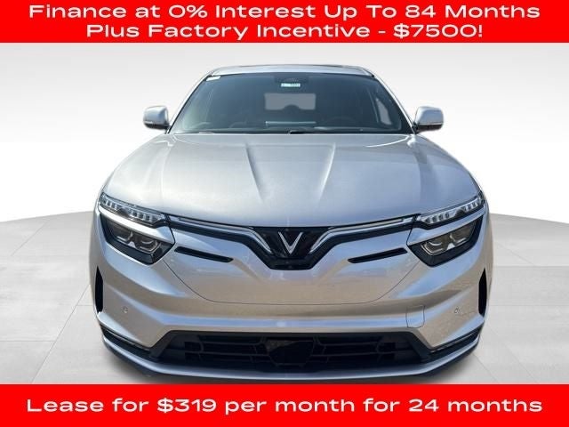 2025 VinFast VF 8 Plus