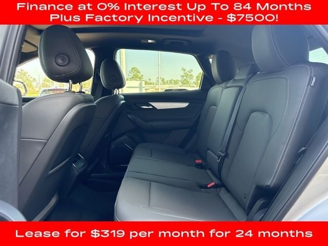 2025 VinFast VF 8 Plus