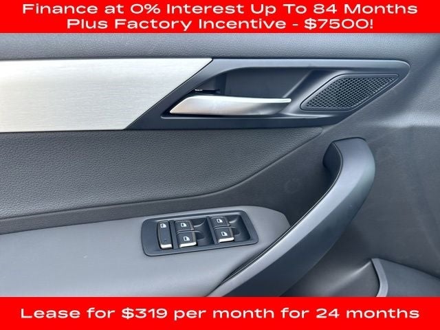 2025 VinFast VF 8 Plus