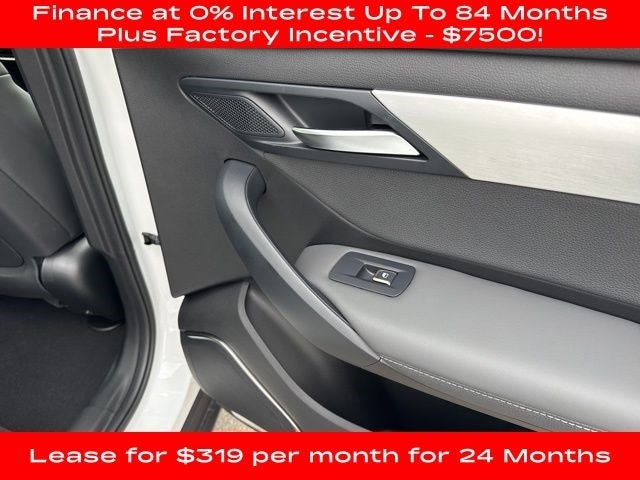 2025 VinFast VF 8 Plus