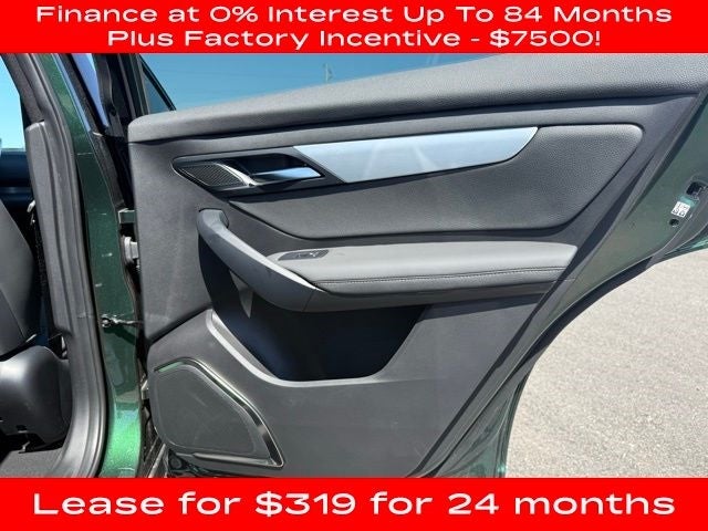 2025 VinFast VF 8 Plus