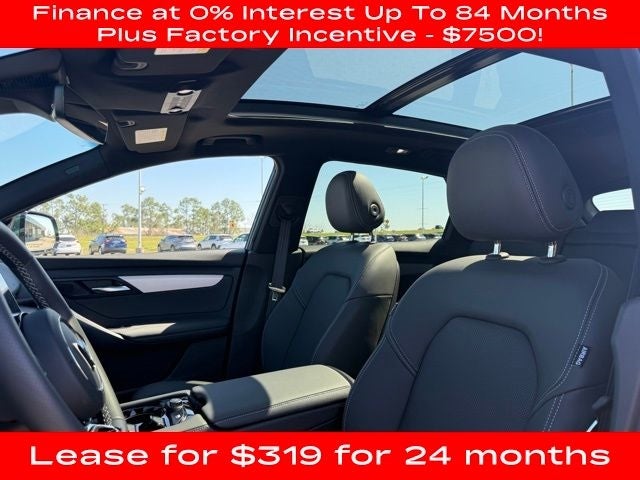 2025 VinFast VF 8 Plus