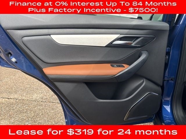 2025 VinFast VF 8 Plus