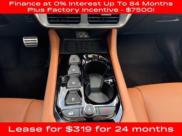 2025 VinFast VF 8 Plus