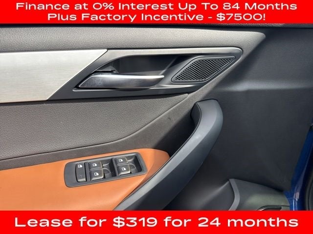 2025 VinFast VF 8 Plus