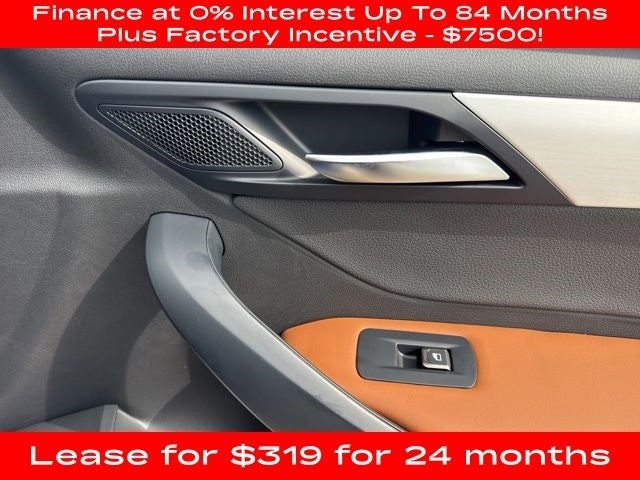 2025 VinFast VF 8 Plus