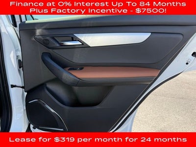 2025 VinFast VF 8 Plus