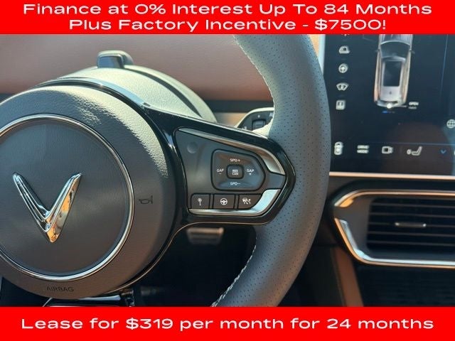 2025 VinFast VF 8 Plus