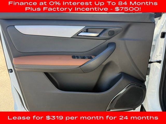 2025 VinFast VF 8 Plus