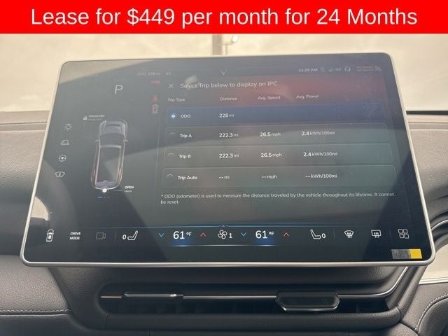 2024 VinFast VF 9 Plus