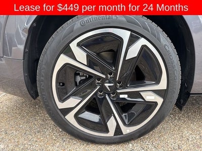 2024 VinFast VF 9 Plus