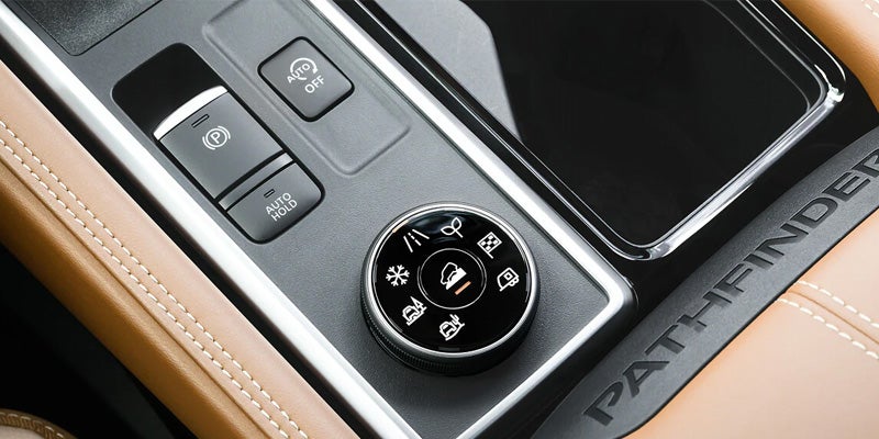 2026 Nissan Pathfinder Interior Tech Lake Charles, LA